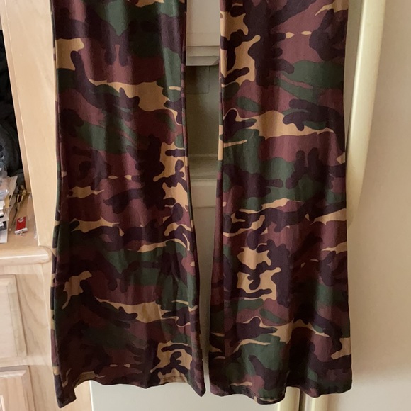 Camouflage bell bottom pants, Brown, Beige - Picture 3 of 6